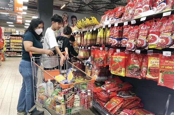 Retail market predicted to recover in 2023
