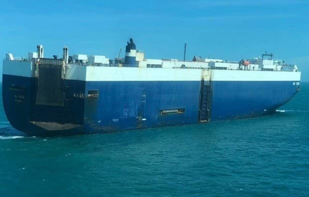 Ba Ria-Vung Tau authorities support foreign car carrier on fire off Vung Tau coast