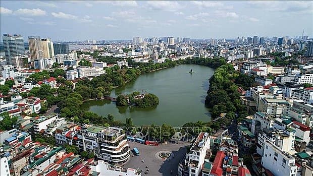 16 districts in Hanoi record no poor households