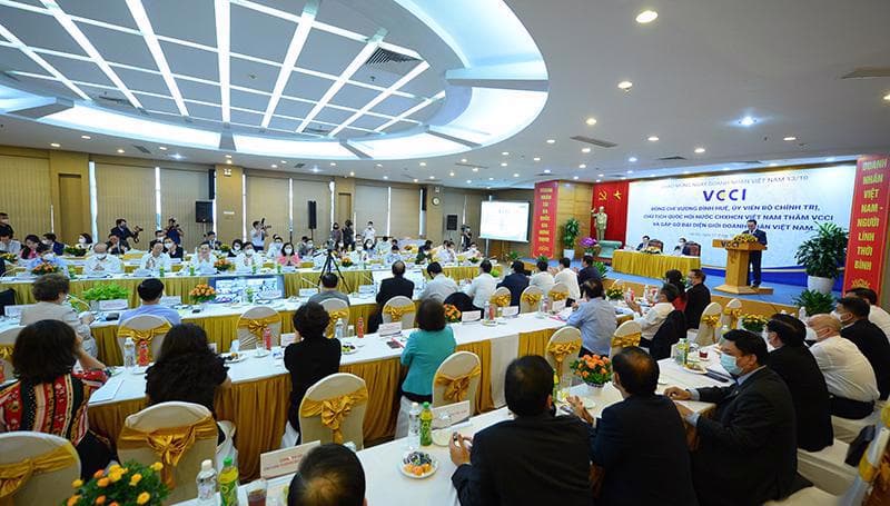 VCCI, Libyan Embassy Work together to Promote Trade and Investment