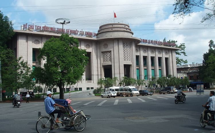 What is the monetary policy outlook in ASEAN?