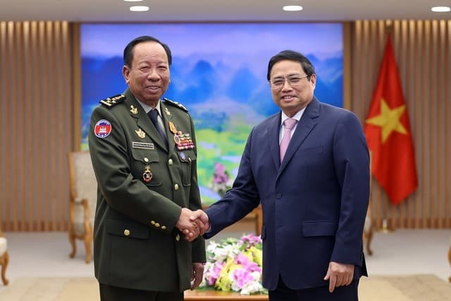 Defence cooperation - an important pillar in Vietnam-Cambodia ties: PM