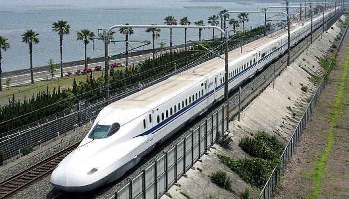 Spain to pour funds into high-speed rail in Vietnam