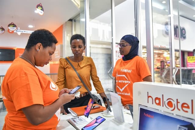 Domestic digital companies urged to go global to tap into trillion-dollar market