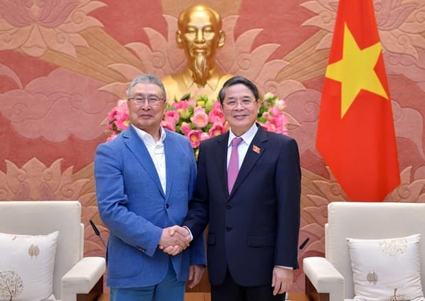 NA Vice Chairman receives ROK Friendship Association, promoting exchanges