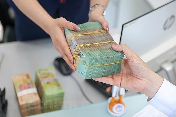 Credit growth slowing down, raising fear of business contraction