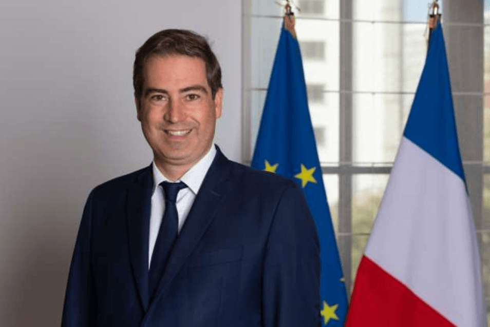 French Foreign Trade Minister Visits Vietnam