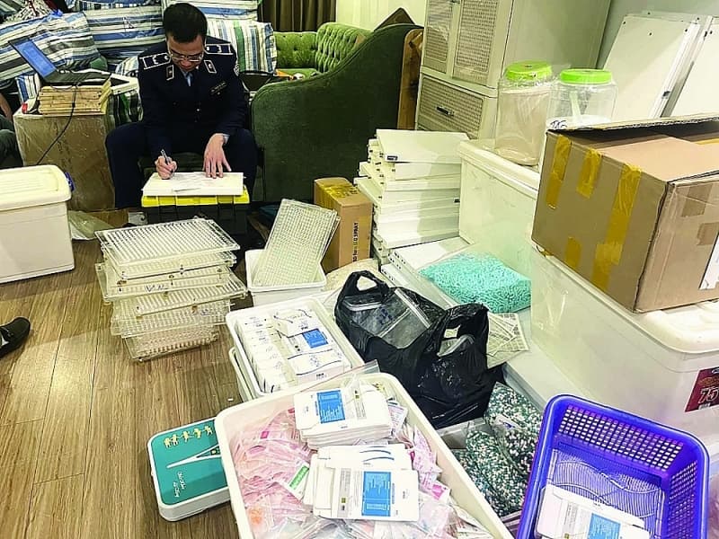 Various tricks of storing fake goods, goods of unknown origin