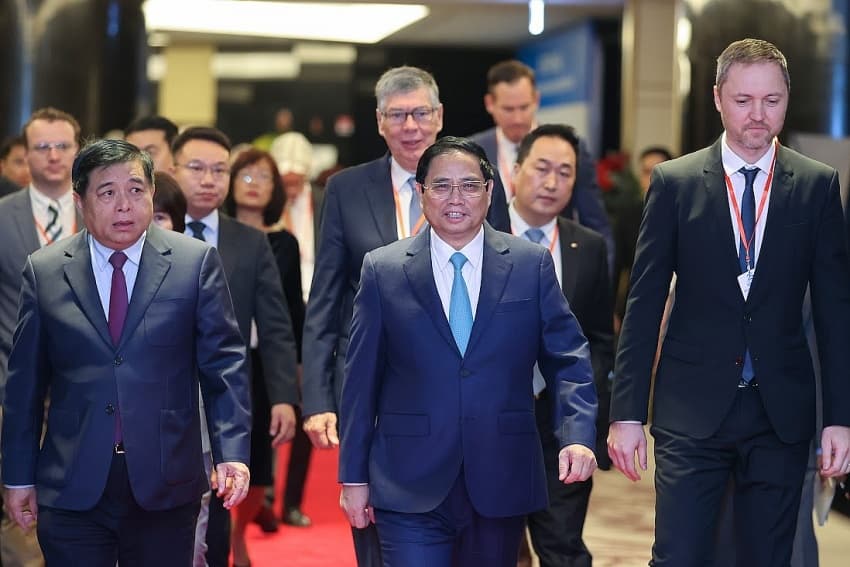 Vietnam aims to lead region's development on green growth