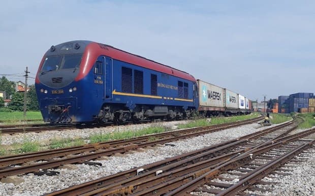 Railway sector sets plans to avoid losses this year
