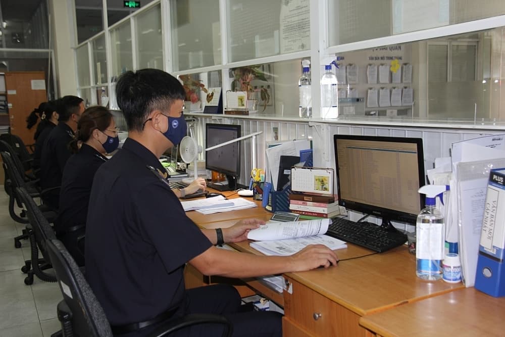 HCM City Customs Department collects 280 billion of tax debts