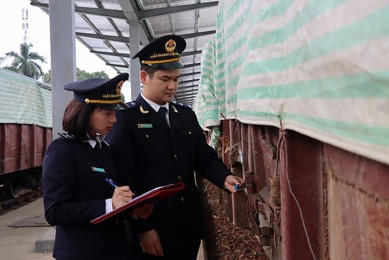 Lao Cai Customs: Many challenges arise when revenue collection falls sharply