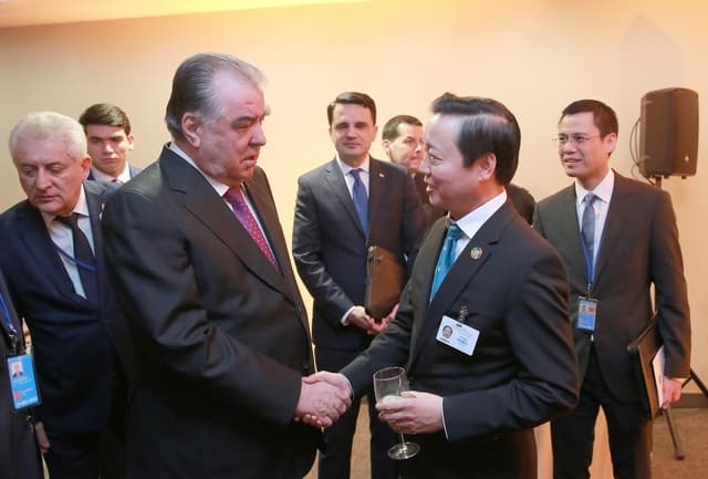DPM meets with foreign leaders in New York