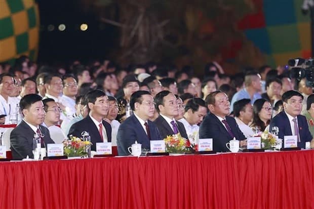 NA Chairman Vuong Dinh Hue attends opening of National Tourism Year 2023