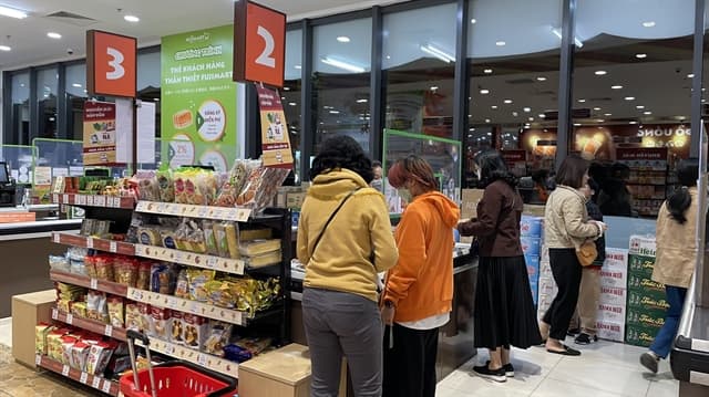 Việt Nam's retail market proves attractive for foreign investors