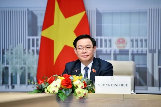 Top Vietnamese, Chinese legislators hold online talks