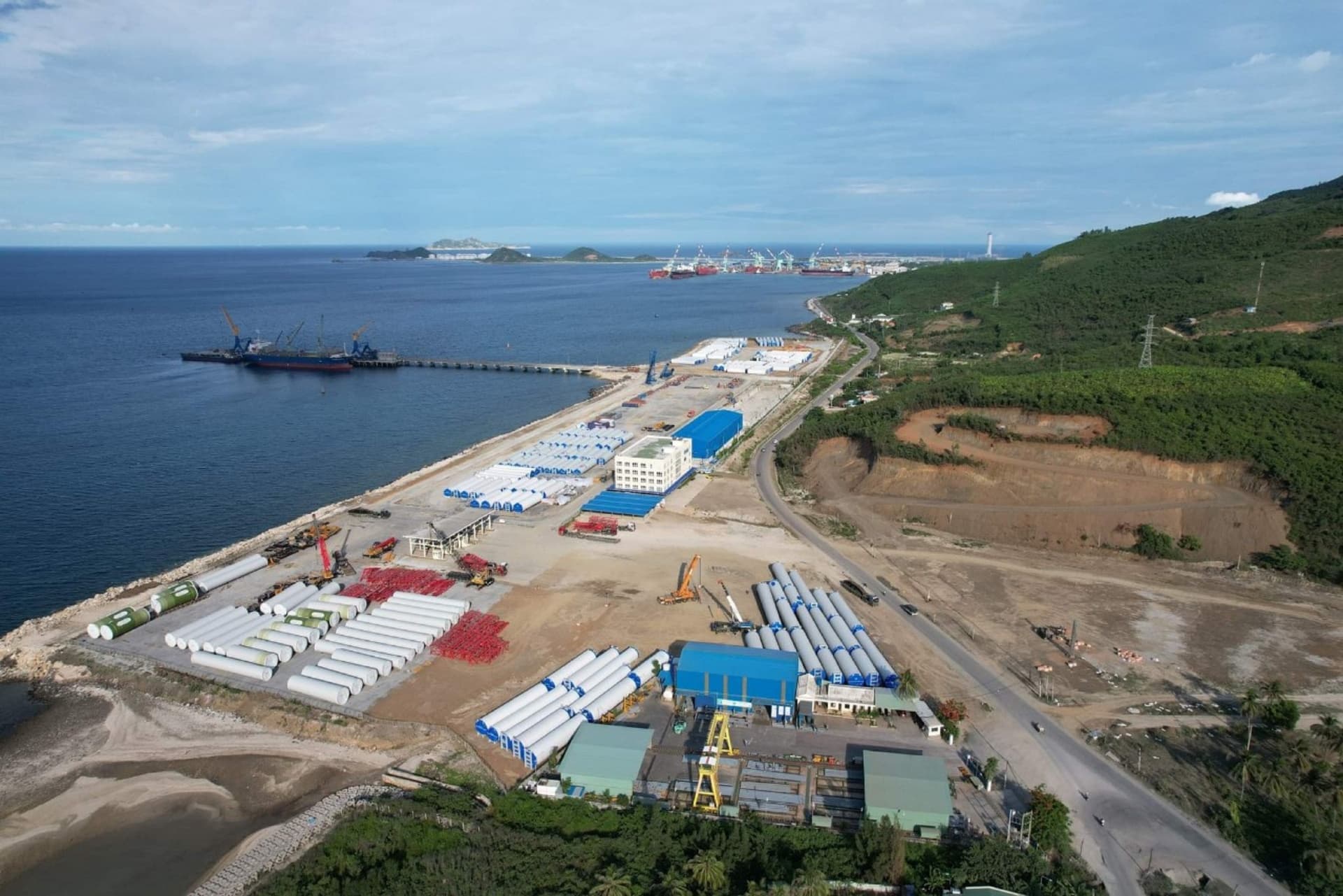 Van Phong Economic Zone propels development of Khanh Hoa province