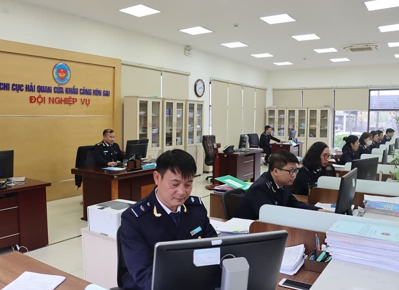 Quang Ninh Customs put effort to improve business environment