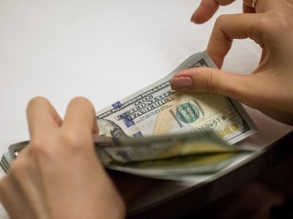 The US dollar’s slide is about to start?