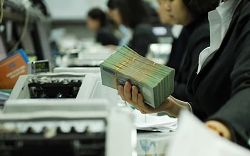 Studying, and amending mechanisms, policies to accelerate equitization of enterprises