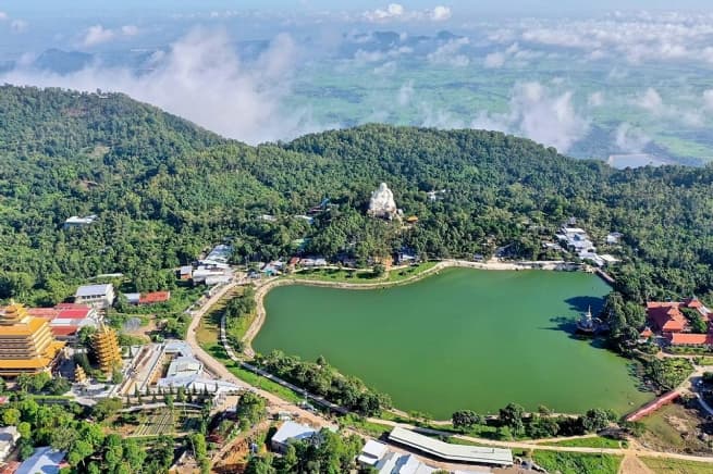 Vietnam: Sensing Energy in Seven Mountains