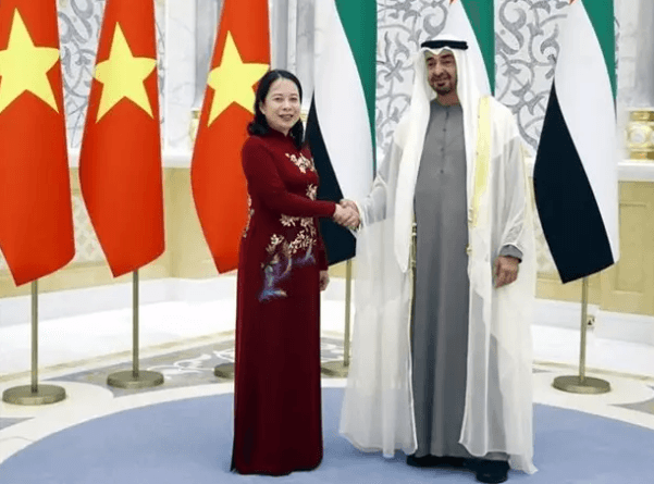Vice President Vo Thi Anh Xuan meets with President of UAE