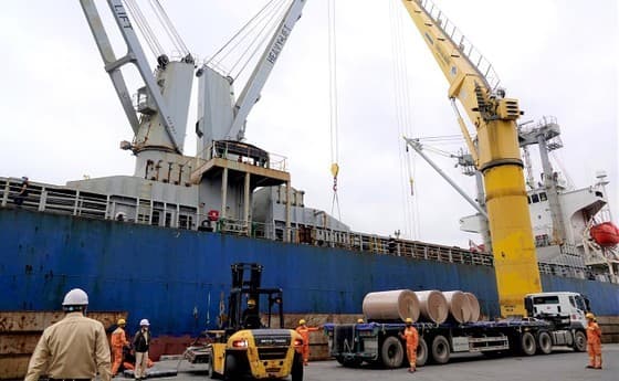 Bottlenecks of infrastructure, procedures on East-West Economic Corridor