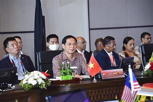 Vietnam News Today (May 10): Vietnam to Affirm Priority Areas of Co-operation at 42nd ASEAN Summit