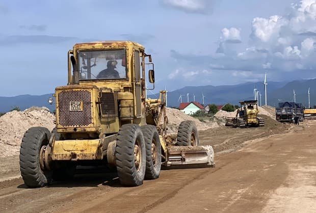 Investment of $304.3 million proposed to upgrade Mekong Delta roads
