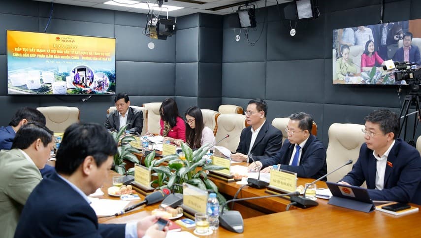 Vietnam seeks capital to expand fuel reserves