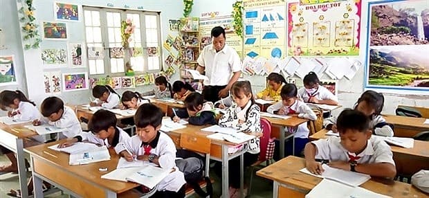 Village teacher helps ethnic students keep going to school