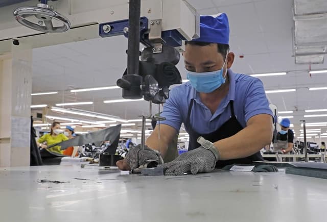Support needed to save enterprises from exiting market