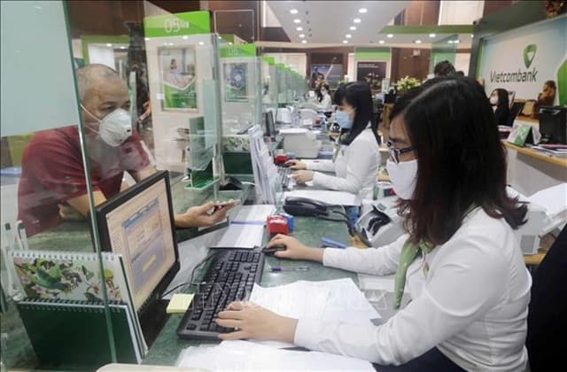Challenges for banks in luring non-term deposits