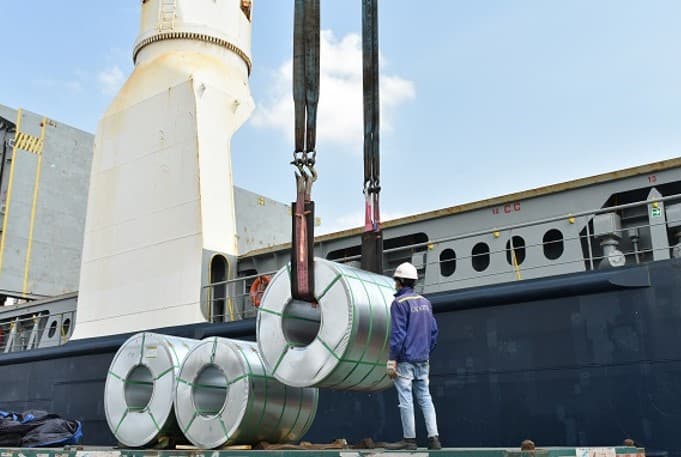 VCCI urges to abolish Decree 59/2006/ND-CP, avoid businesses not knowing which regulations to apply