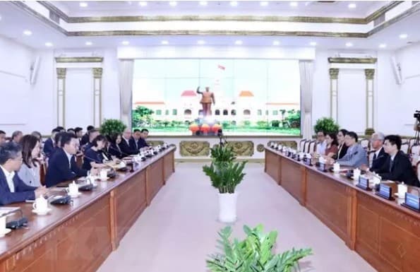Ho Chi Minh City boosts cooperation with Hong Kong enterprises