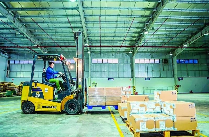 Lack of links is a "pull" of the logistics industry