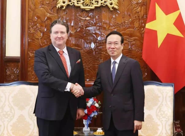 President Vo Van Thuong hosted US Ambassador to Vietnam Marc E. Knapper