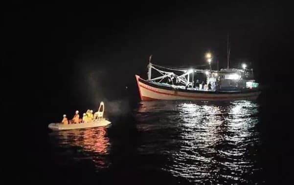 Crewmember in distress safely brought ashore for treatment