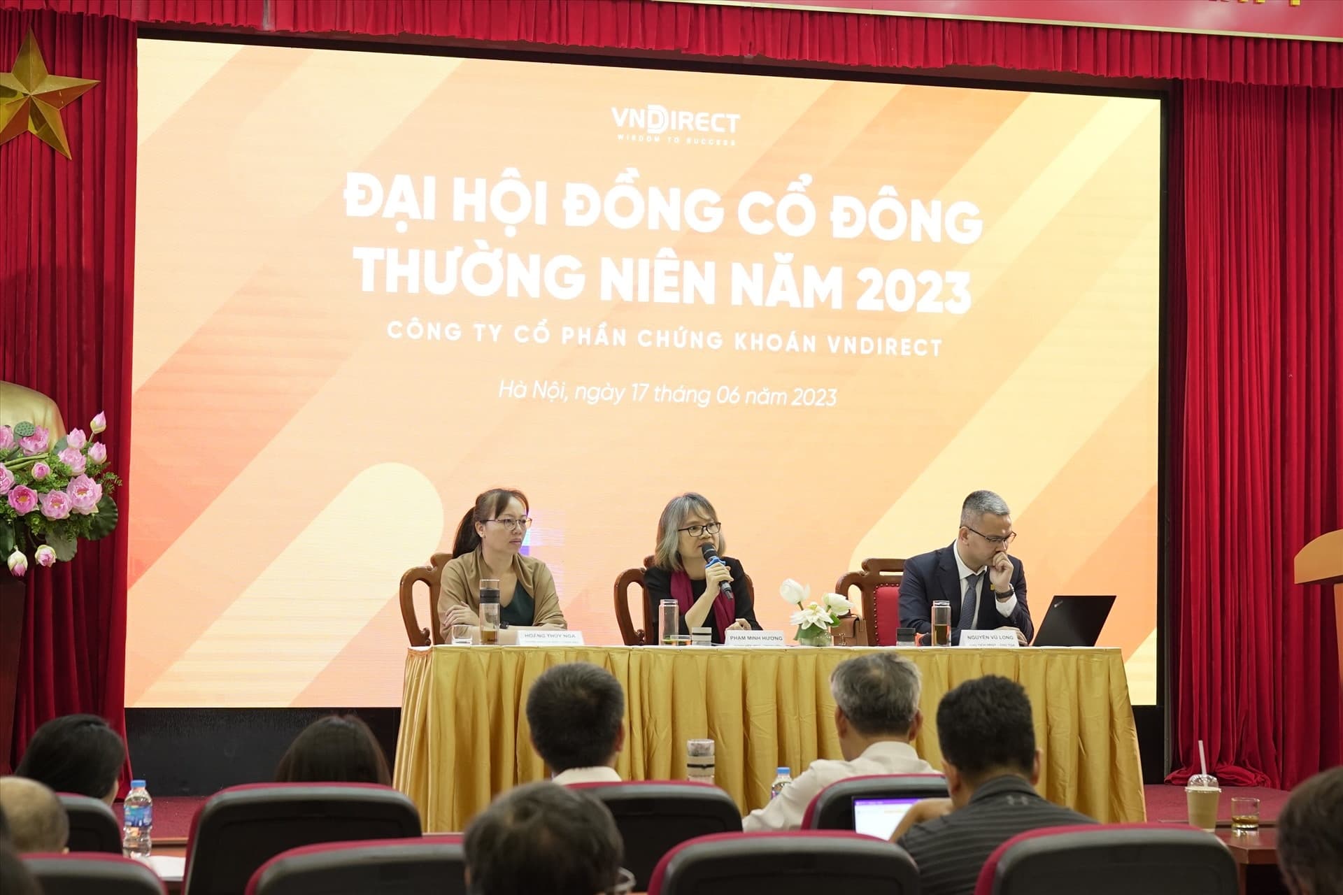 VNDirect explains large exposure to Trung Nam bond
