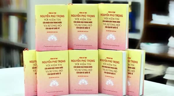 Book on Party leader Nguyen Phu Trong released