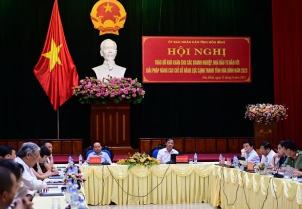 Hoa Binh resolves difficulties for businesses associated with improving the PCI 2023