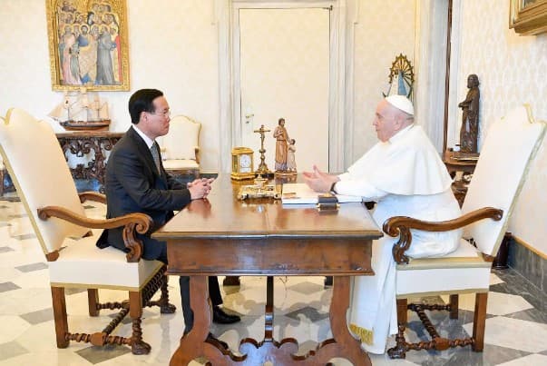 Joint Communique on Status of Resident Papal Representative in Vietnam