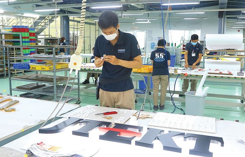 Localities push each other to lure in foreign investment