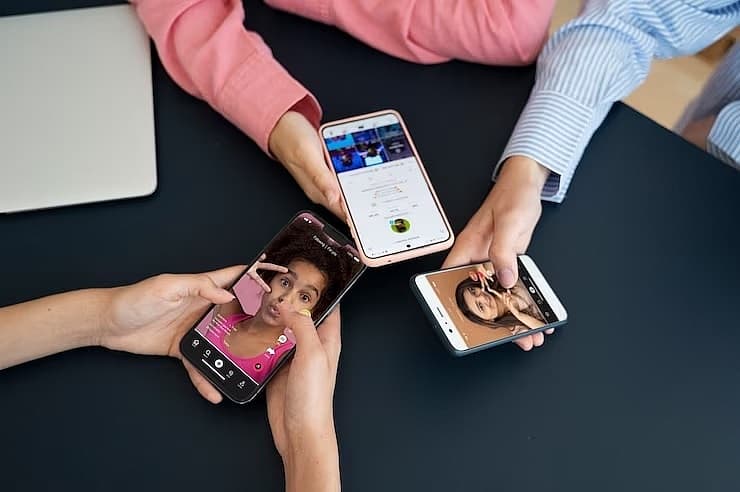 French MPs urge TikTok ban ultimatum