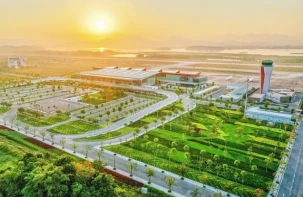 AMRO revises up Vietnam's growth forecast for 2024