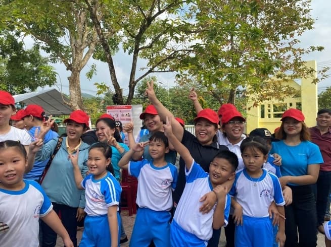 How Learning through Play Supports Children’s Holistic Development in Schools and Families
