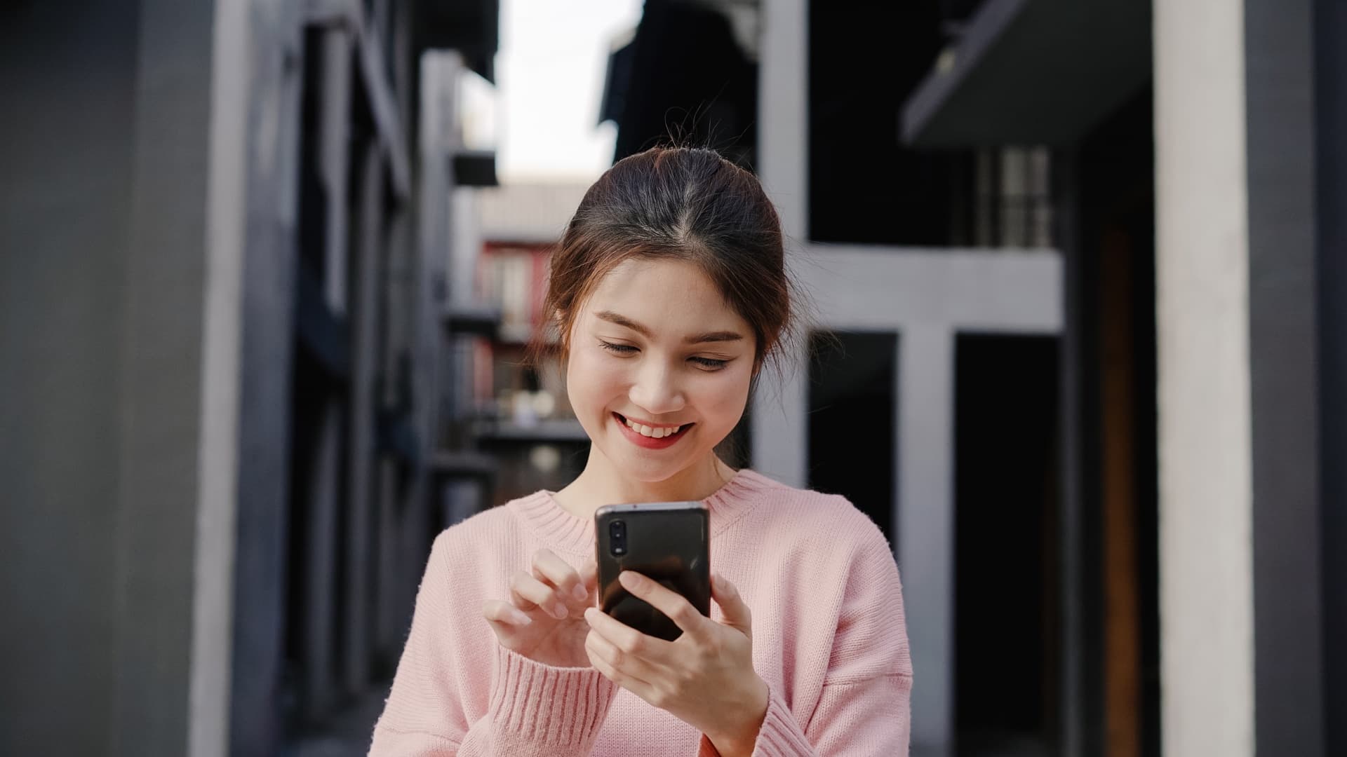 Vietnam ascends global app development ranks: four firms enter Top 50