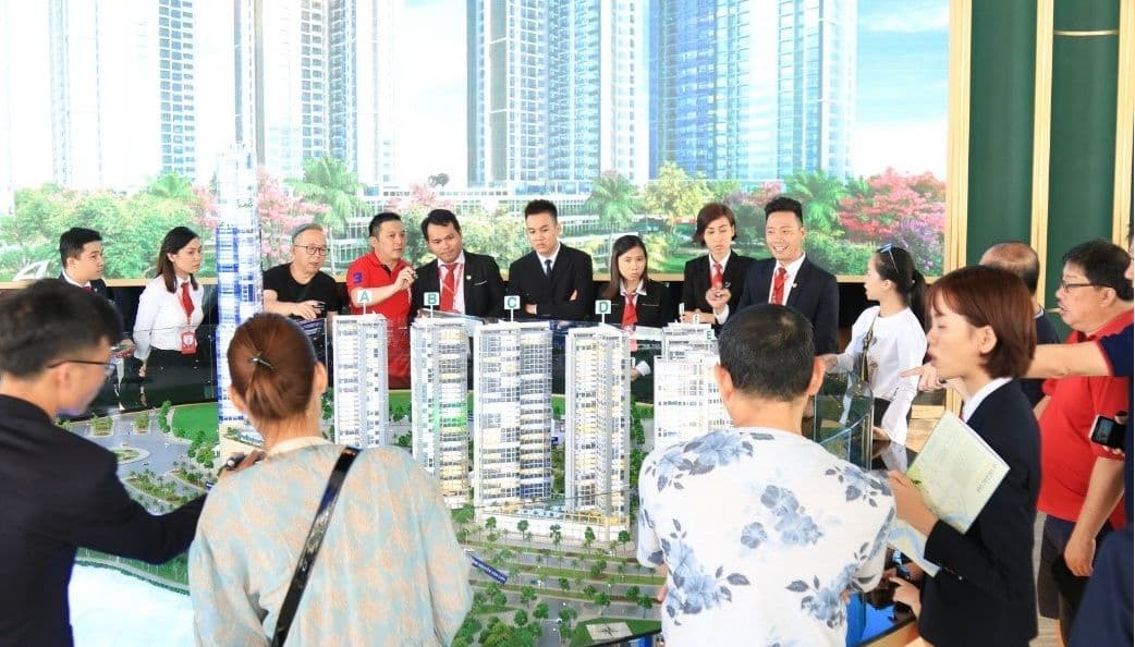 Land use rights should be exchanged on the floor