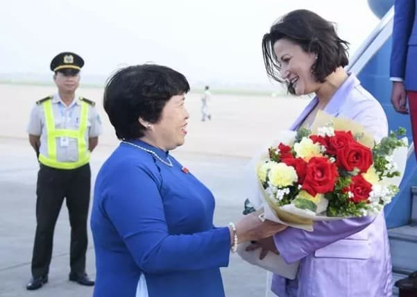 President of Belgian Senate Stephanie D'Hose arrives in Hanoi, starting official visit to Vietnam