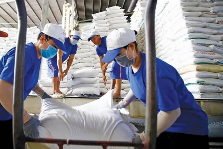VCCI has provided feedback on the draft decree for rice export business.